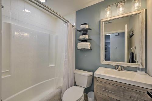 Bright, Airy Naples Home Near Beach And Dining!