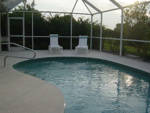 Riverview Villa - Private Villa With Heated Pool - Sleeps 6