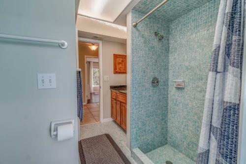 Golf Retreat - Private Dog Friendly Villa With Heated Pool - Sleeps 6