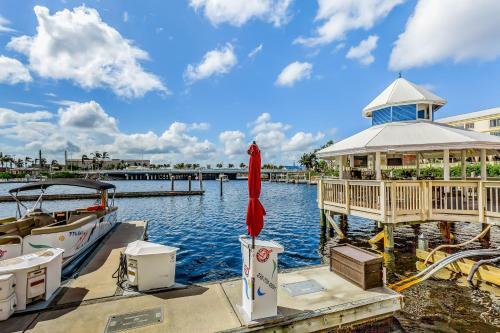 Bayfront Beauty - Downtown Naples Condo