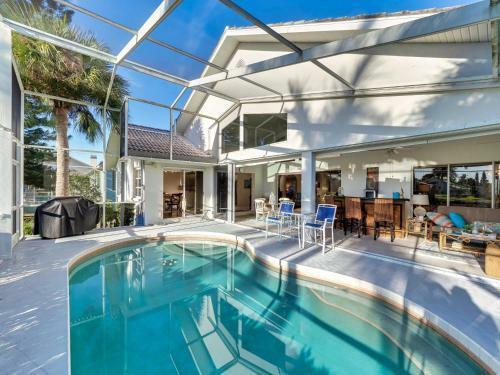 Tropical Cape Haze - Private Villa With Heated Pool - Sleeps 6