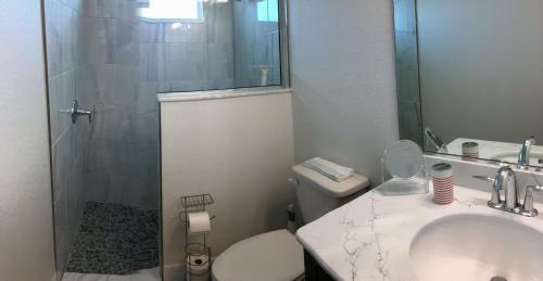 Florida Secret - Private Villa With Heated Pool - Sleeps 8