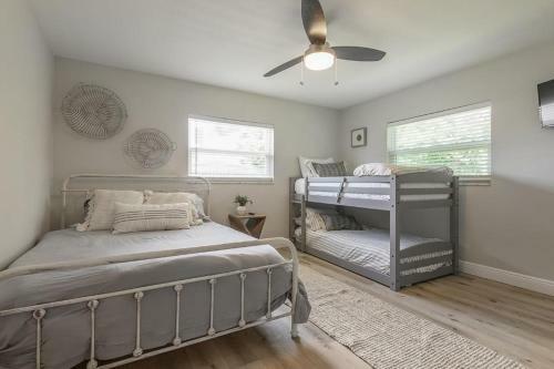 Fully Renovated Seminole Resort Style Home