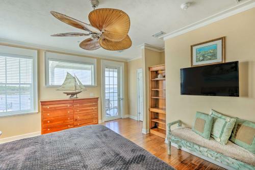 Apartamento Cheerful Condo With Community Pool And Boat Dock!