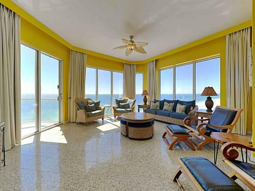 Apartamento Emerald Isle #1708