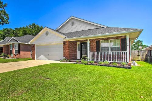 Pensacola Home About 2 Mi To Perdido Bay Beaches!
