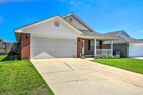 Pensacola Home About 2 Mi To Perdido Bay Beaches!