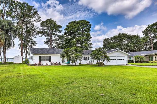 Lakefront Tavares Home With Sunroom And Boat Dock