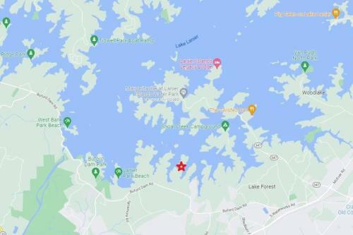 Entire Home, Waterfront Lake Lanier - Kayaks, Dock