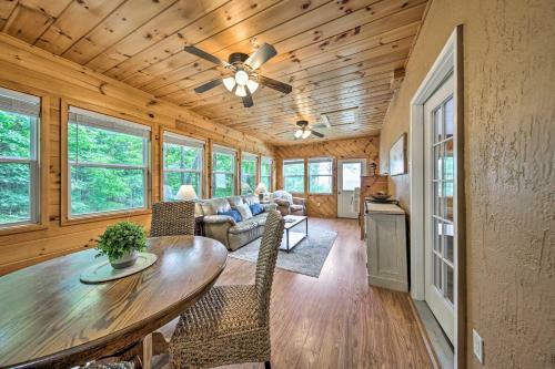 Huge Blairsville Cabin Game Room And Mtn View!
