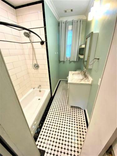 3br Private Oasis W/fenced Backyard - Sleeps 10
