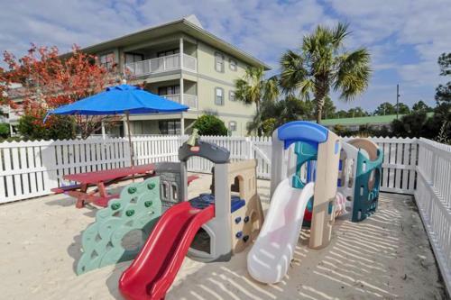 Beachwood Villas F-4