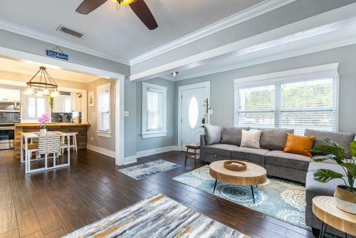Sought After Seminole Secret Bungalow And Tesla Available