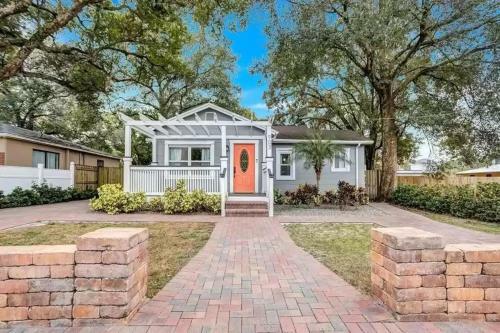 Sought After Seminole Secret Bungalow And Tesla Available