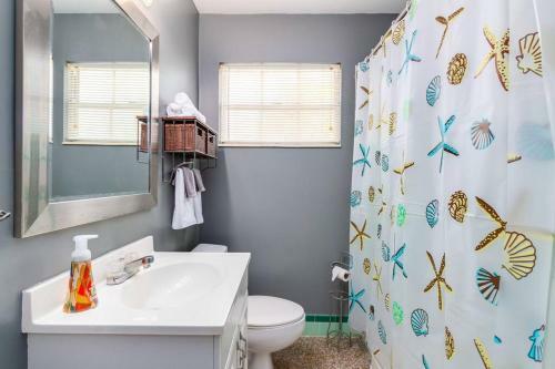 Cheerful Cozy Cottage In South Tampa