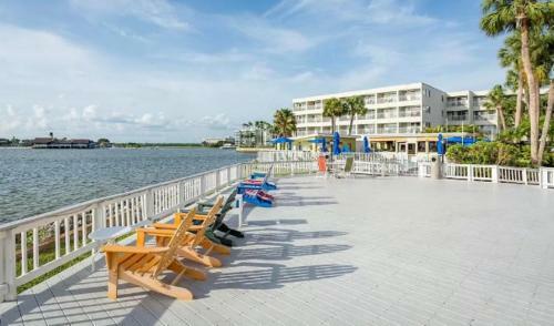 Apartamento New! 3 Bed X 2 Bath Amazing Water View!