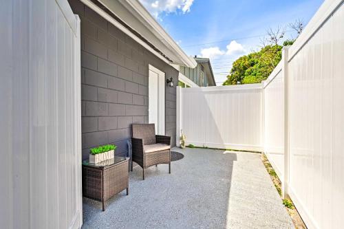 Snug, Secluded Apartment About 6 Mi To Beach!
