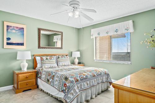 St Aug Ocean And Racquet II