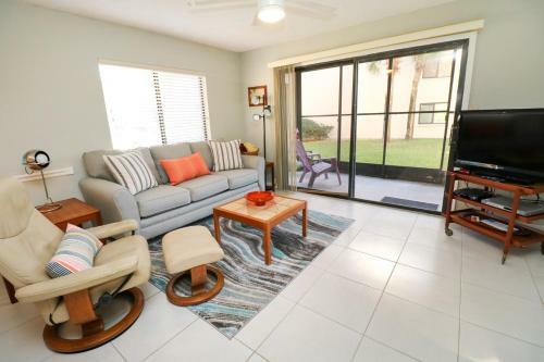 Ocean Village Club K14