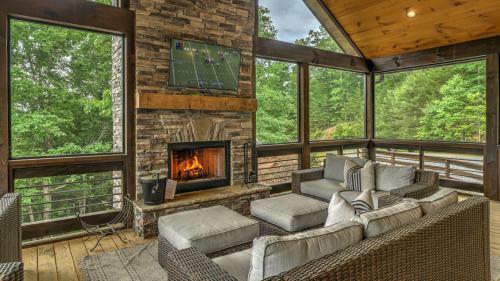 Bert's Hideaway By Escape To Blue Ridge