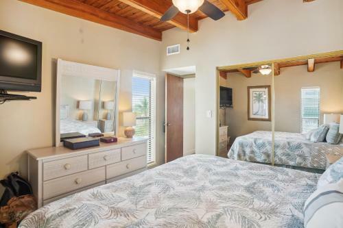 Sand Dunes 105a Beachfront Gem, Breathtaking Views Of The Gulf
