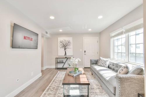 Cozy Updated Apartment Near Little Five Points
