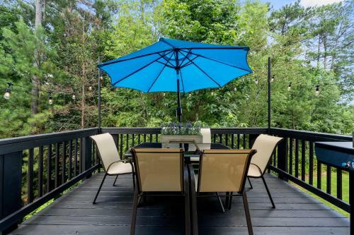 Atlanta 6 Bedroom With Indoor Open Space And Pool Table