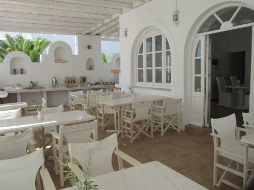 Porto Scoutari Romantic Hotel