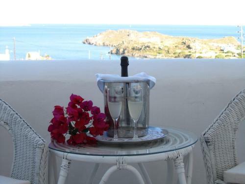 Porto Scoutari Romantic Hotel