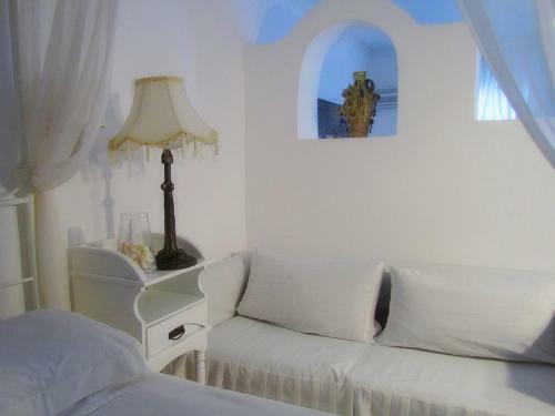 Porto Scoutari Romantic Hotel