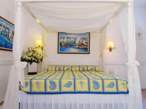 Porto Scoutari Romantic Hotel