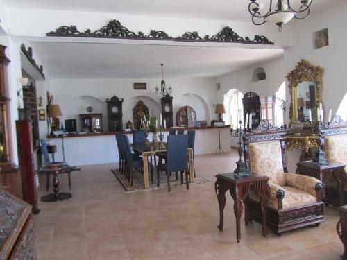 Porto Scoutari Romantic Hotel