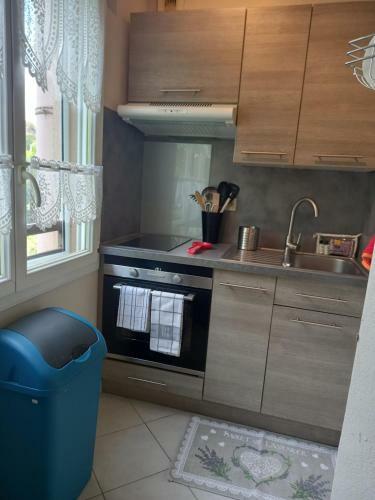 Apartamento Les Deux Ch�teaux Avec Piscine, Climatisation Et Wi-fi