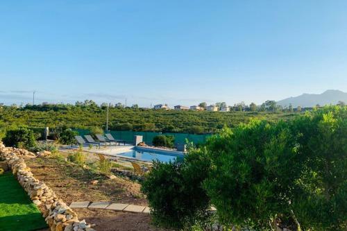 Apart Levante Warmed Shared Swimming Pool Bbq