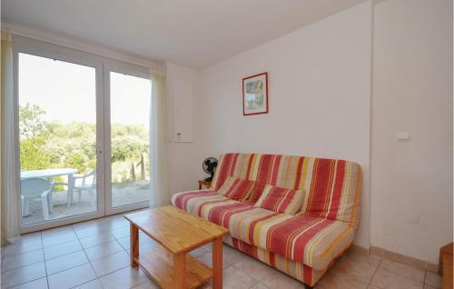 Two-bedroom Holiday Home In Calvisson