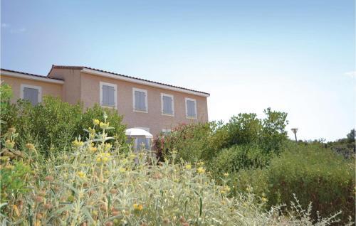 Two-bedroom Holiday Home In Calvisson