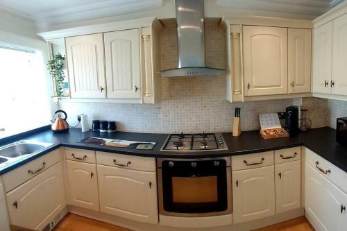 Beautifully Appointed, Period Seaside Apartment