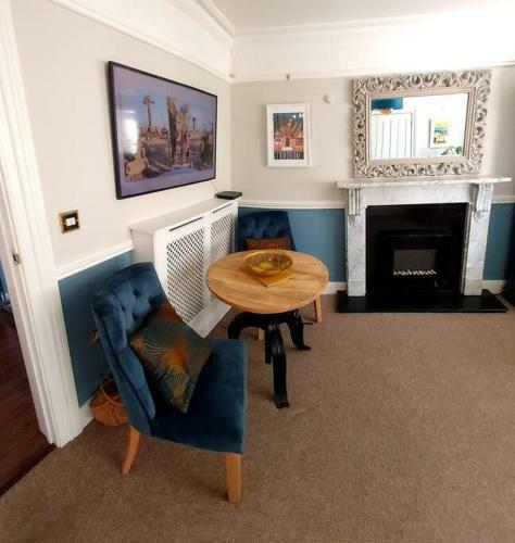 Beautifully Appointed, Period Seaside Apartment