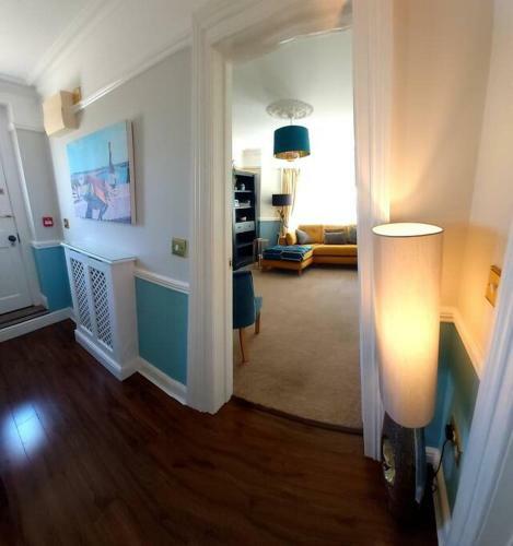 Beautifully Appointed, Period Seaside Apartment
