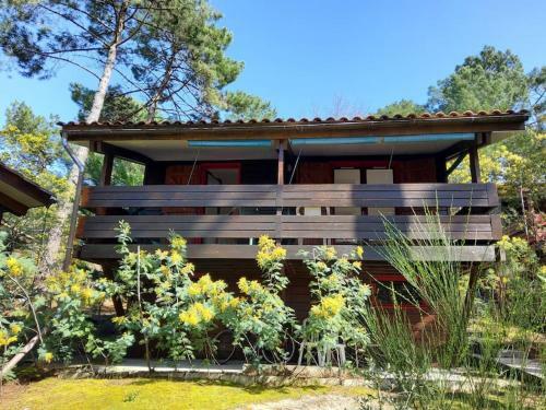 Chalet Dans La Pin�de Entre Lac Et Oc�an