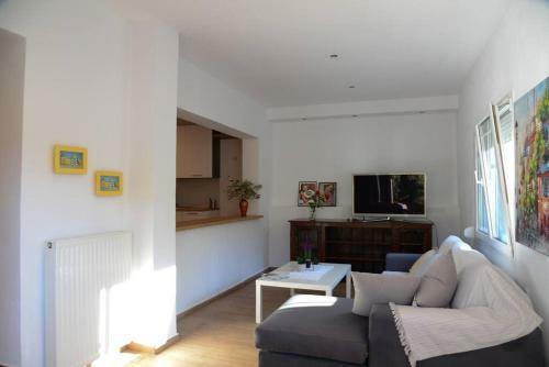 Nies Apartments 1