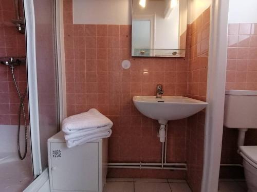 Villa Carnac, 4 Pi�ces, 7 Personnes - Fr-1-477-215