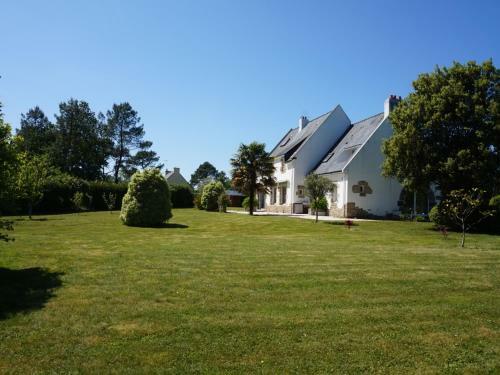 Villa Carnac, 6 Bedrooms, 12 Persons - Fr-1-533-15