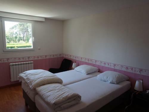Villa Carnac, 6 Bedrooms, 12 Persons - Fr-1-533-15
