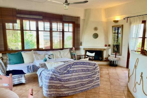 Boho-2 Floors Country House