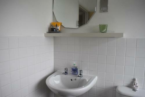 Starlight Cottage Room Only In Glastonbury