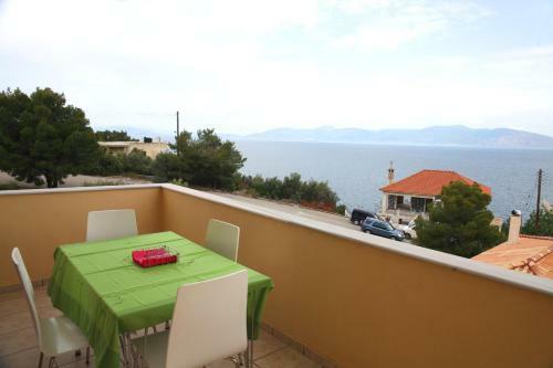 Apartment In Theologos
