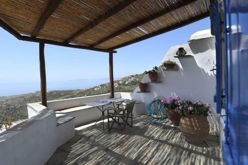 Villa Evilion Traditional House