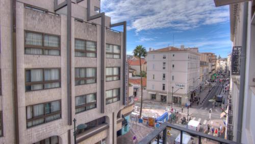 Apartamentos 2 Pi�ces 57 Rue D'antibes 2 �toiles