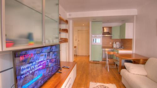 Apartamentos 2 Pi�ces 57 Rue D'antibes 2 �toiles